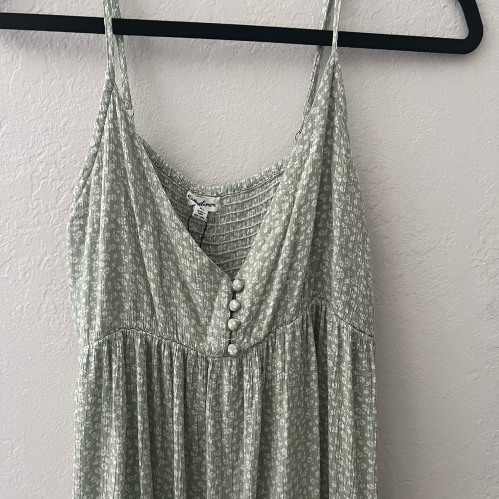 Green Spaghetti Strap Dress - Picture 6 of 7